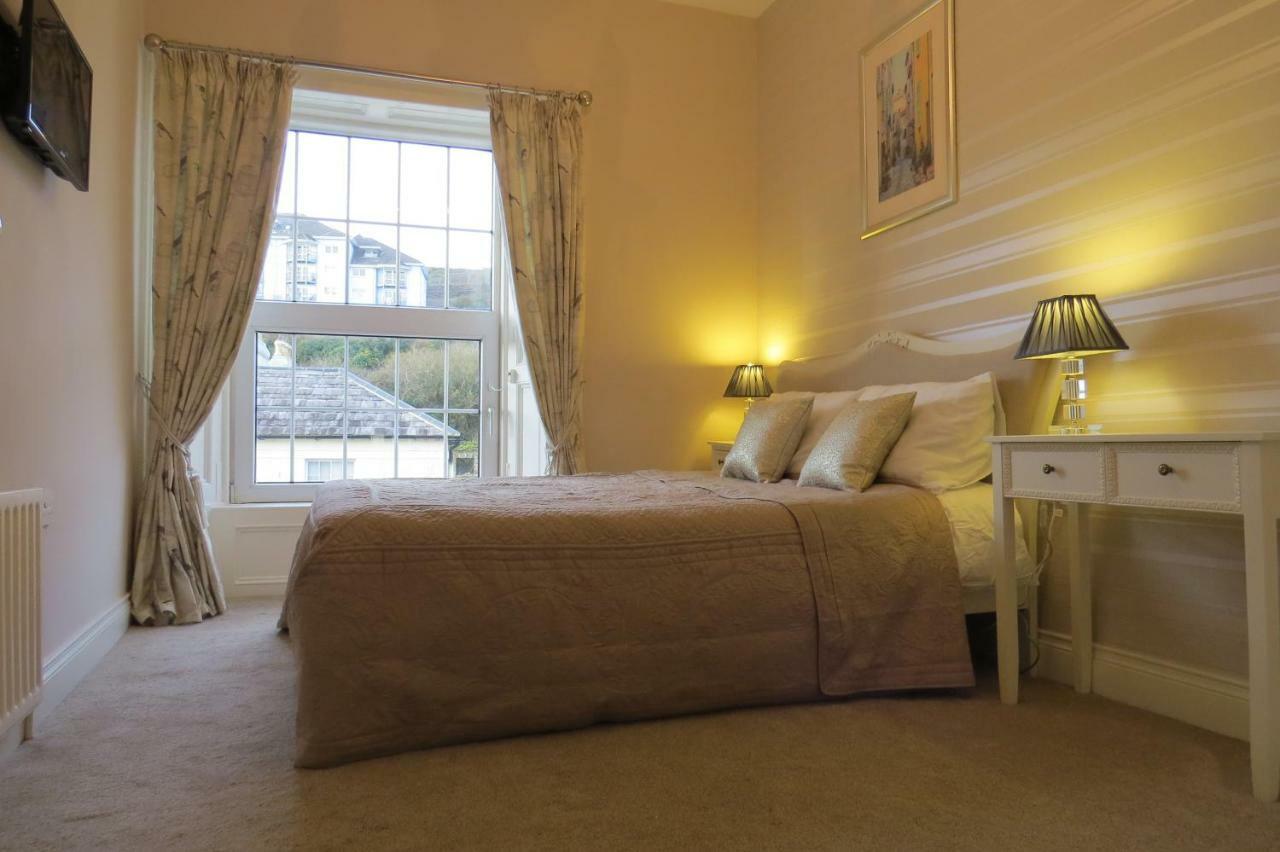 Devon View House Bed and Breakfast Youghal Eksteriør billede