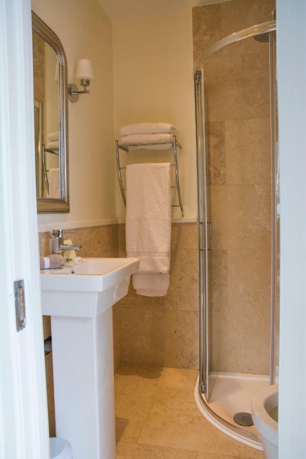 Devon View House Bed and Breakfast Youghal Eksteriør billede