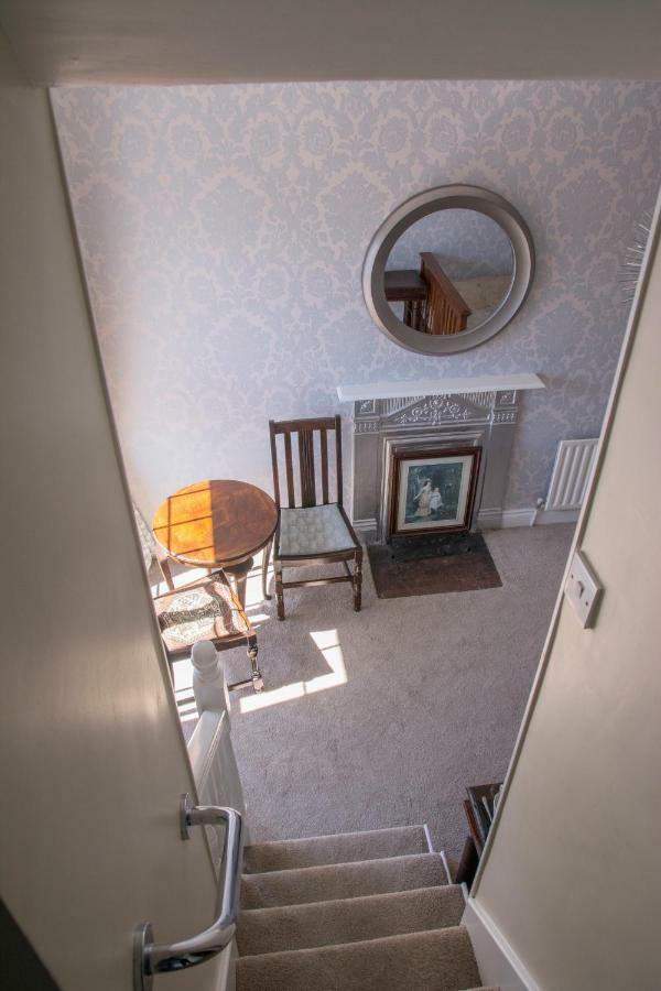 Devon View House Bed and Breakfast Youghal Eksteriør billede